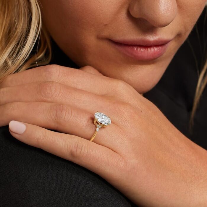 Valeria Solitaire Ring - Image 9