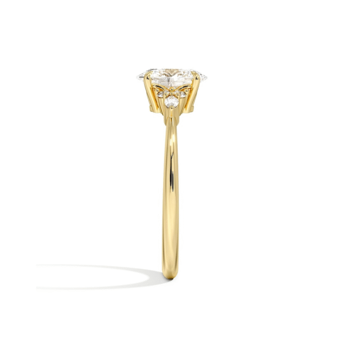 Valeria Solitaire Ring - Image 3